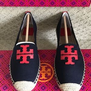 Meet your Posher, Destinee